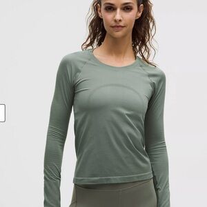Swiftly Tech Long-Sleeve Shirt 2.0
Waist Length